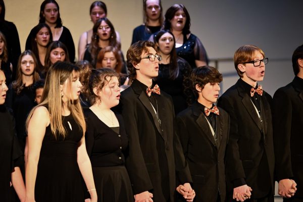 Together with the Maltby choir and choir alumni, seniors were honored at the holiday performance.